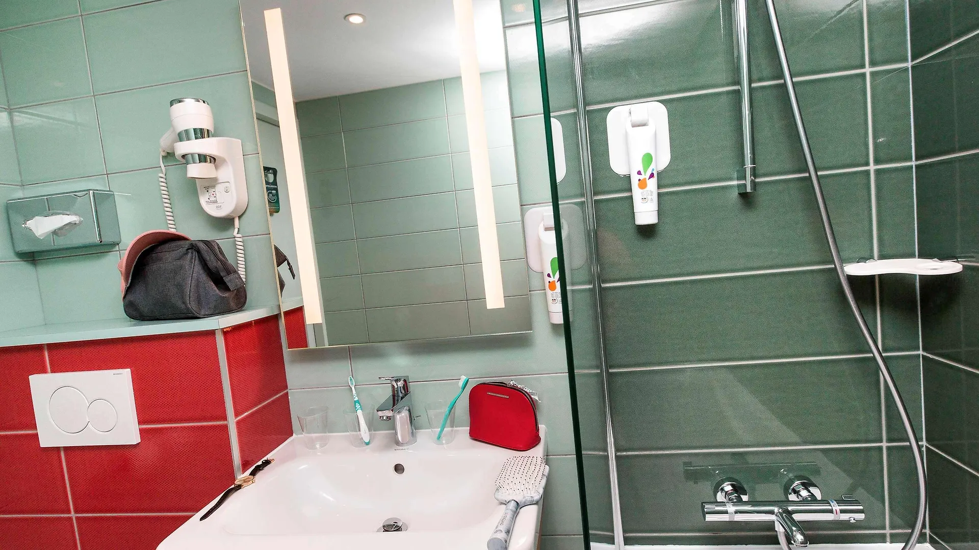Ibis Styles Gare Saint Lazare Hotel