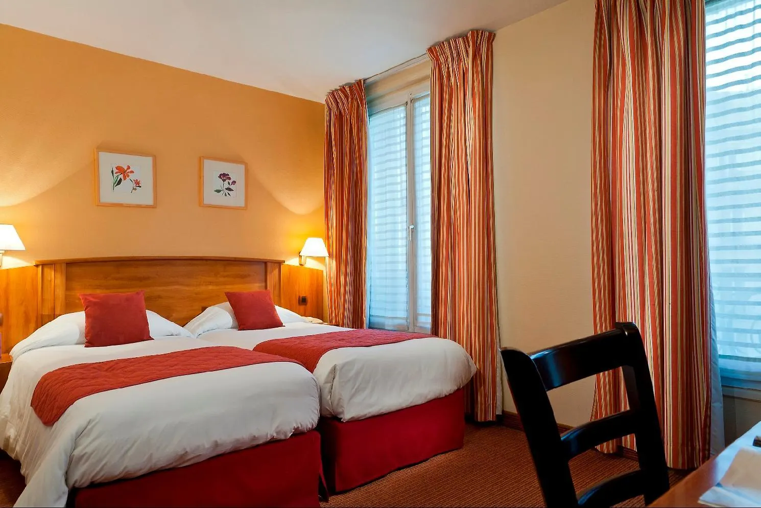 Hotel Ibis Styles Gare Saint Lazare 3*