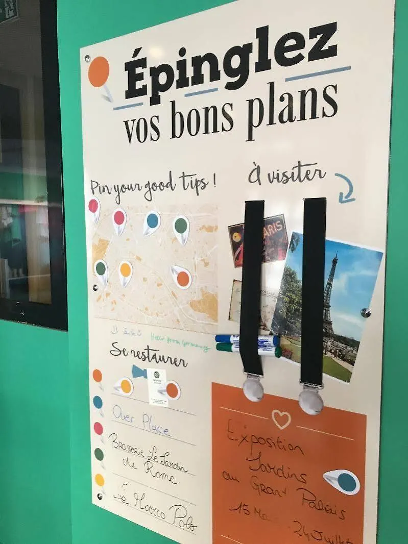 Ibis Styles Gare Saint Lazare Hotel Paříž